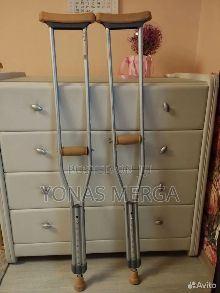 Adjustable Portable Crutches፷更you Need to Walk Independently