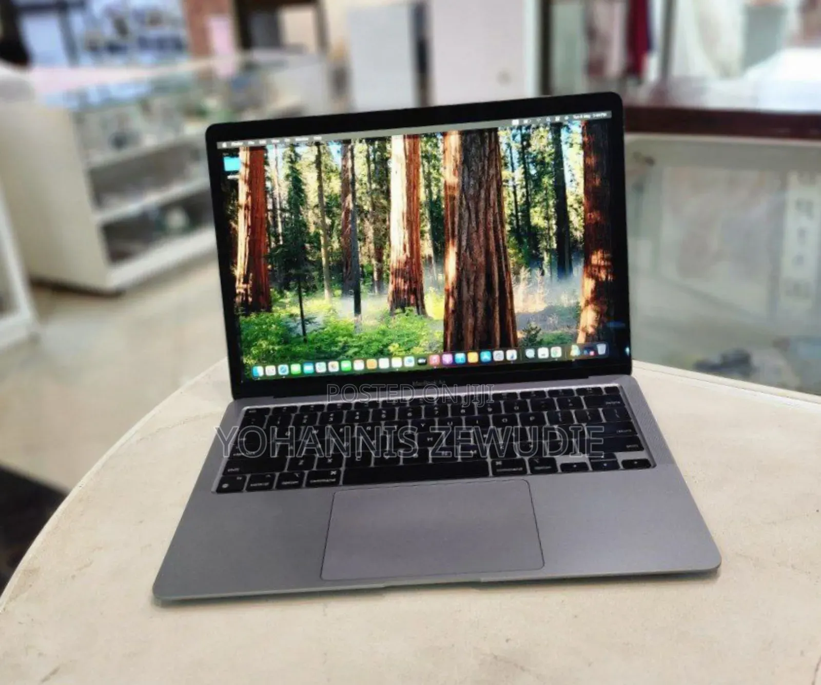 New Laptop Apple MacBook Air 2020 M1 16GB Apple M1 SSD 256GB