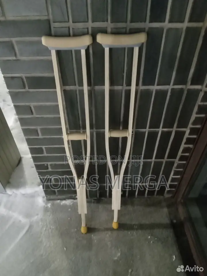 2pcs Ultralight Underarm Crutches፮虾push-Pin Adjustment洟ፀክራንች