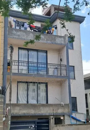 5bdrm House in Semit-72, G+3 House, Bole for sale