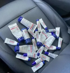 Photo - Aquaphor for Lips