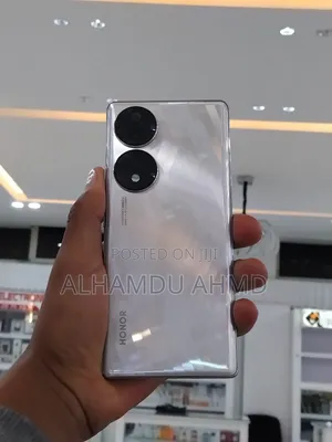 Photo - Honor 70 256 GB