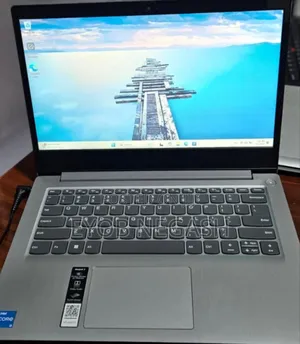Photo - New Laptop Lenovo Ideapad 3 8GB Intel Core I3 SSD 256GB