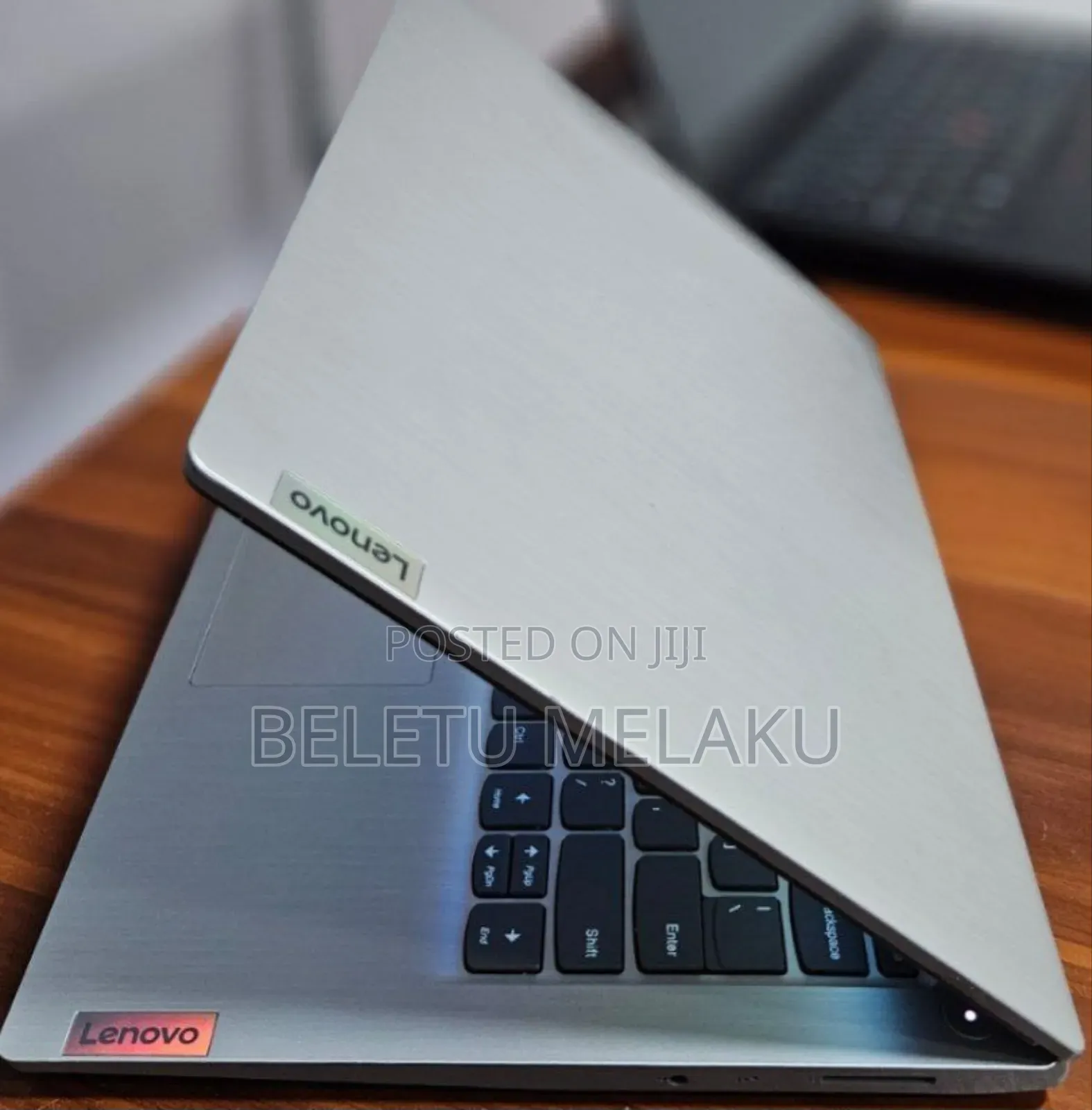 New Laptop Lenovo Ideapad 3 8GB Intel Core I3 SSD 256GB