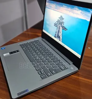 New Laptop Lenovo Ideapad 3 8GB Intel Core I3 SSD 256GB