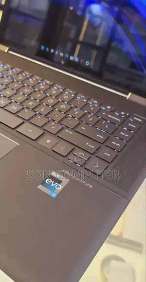 New Laptop HP Spectre 16GB Intel Core I7 SSD 1T