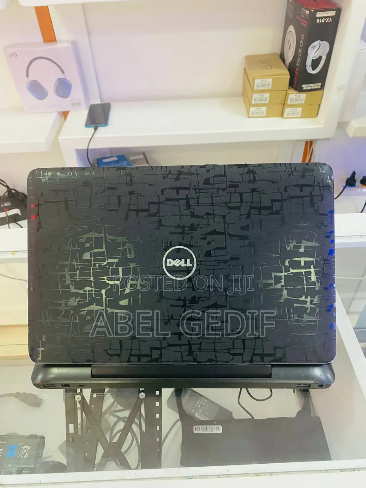 New Laptop Dell 8GB Intel Core M SSD 256GB