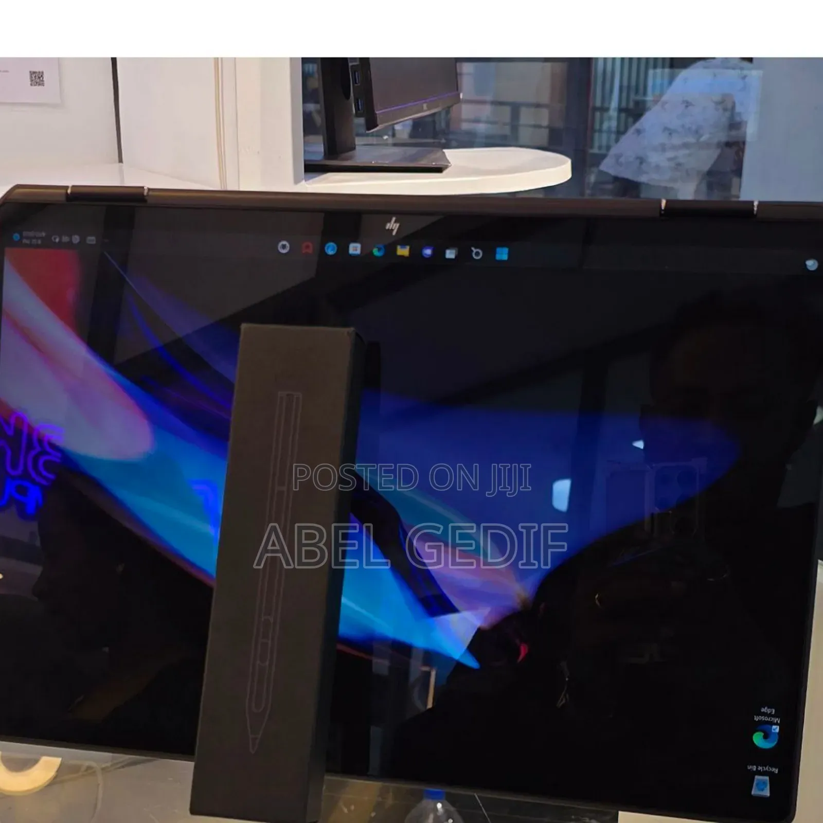 New Laptop HP Spectre X360 13 16GB Intel Core I7 SSD 1T