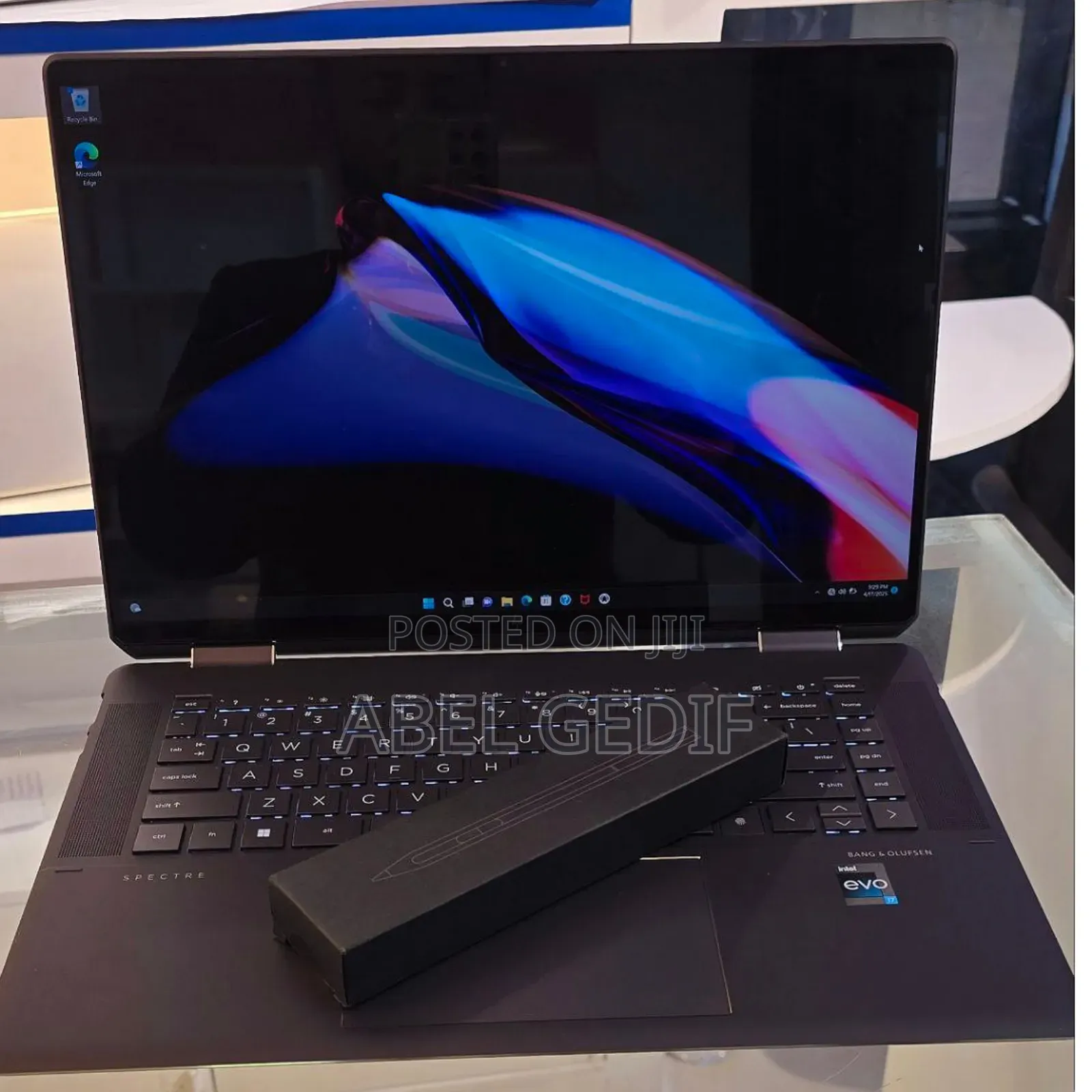 New Laptop HP Spectre X360 13 16GB Intel Core I7 SSD 1T