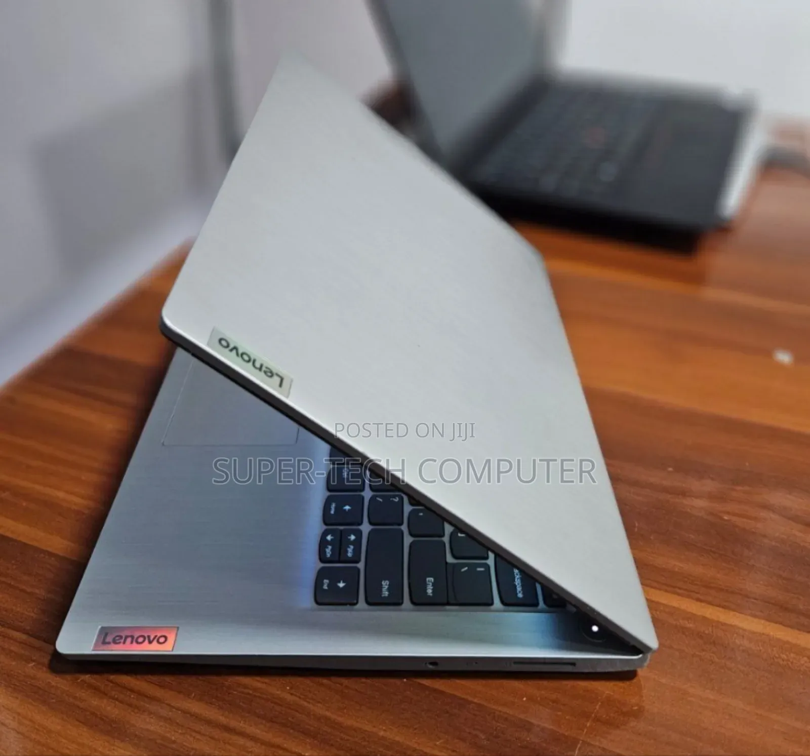 New Laptop Lenovo Ideapad 3 8GB Intel Core I3 SSD 256GB