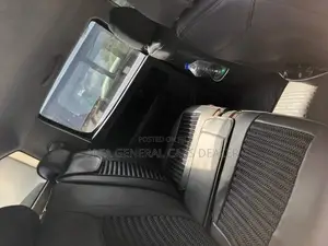 Toyota Hilux 2012 Brown