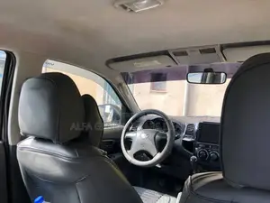 Toyota Hilux 2012 Brown