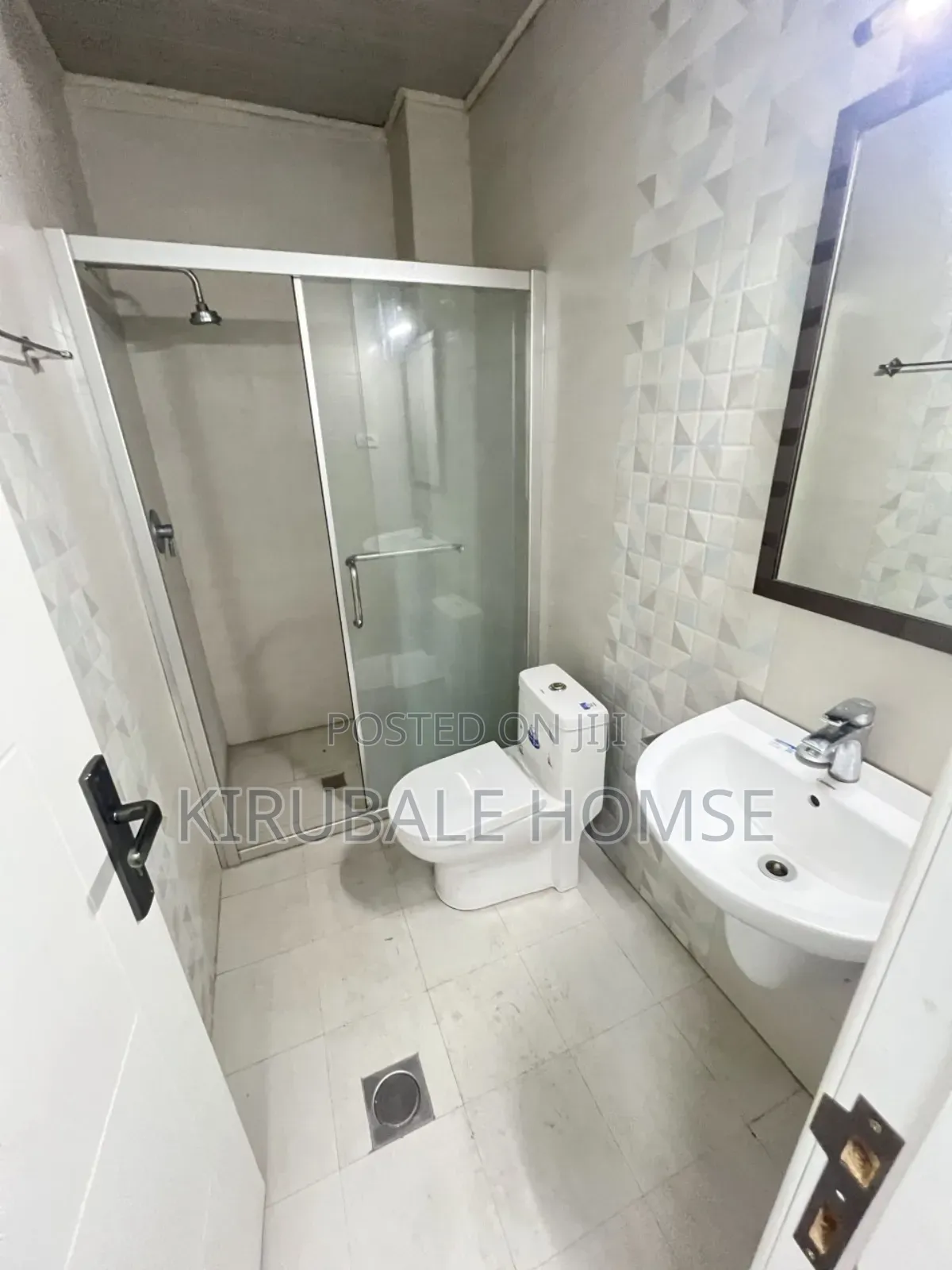 3bdrm Apartment in Bole for sale