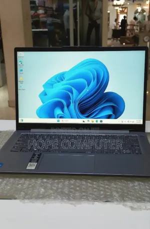 New Laptop Lenovo Ideapad 3 8GB Intel Core I5 SSD 512GB