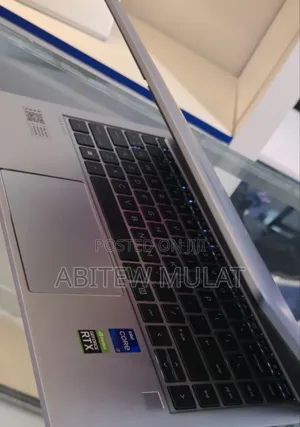 New Laptop HP ProBook 440 G9 16GB Intel Core I7 SSD 512GB