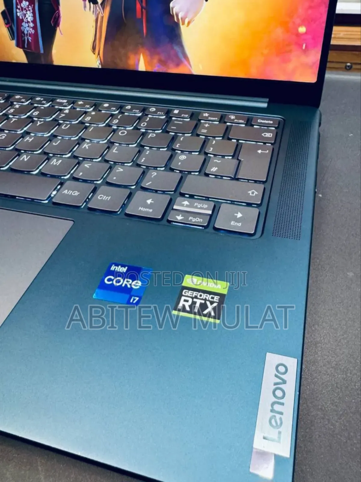 New Laptop Lenovo Yoga 710 16GB Intel Core I7 SSD 512GB