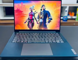 New Laptop Lenovo Yoga 710 16GB Intel Core I7 SSD 512GB