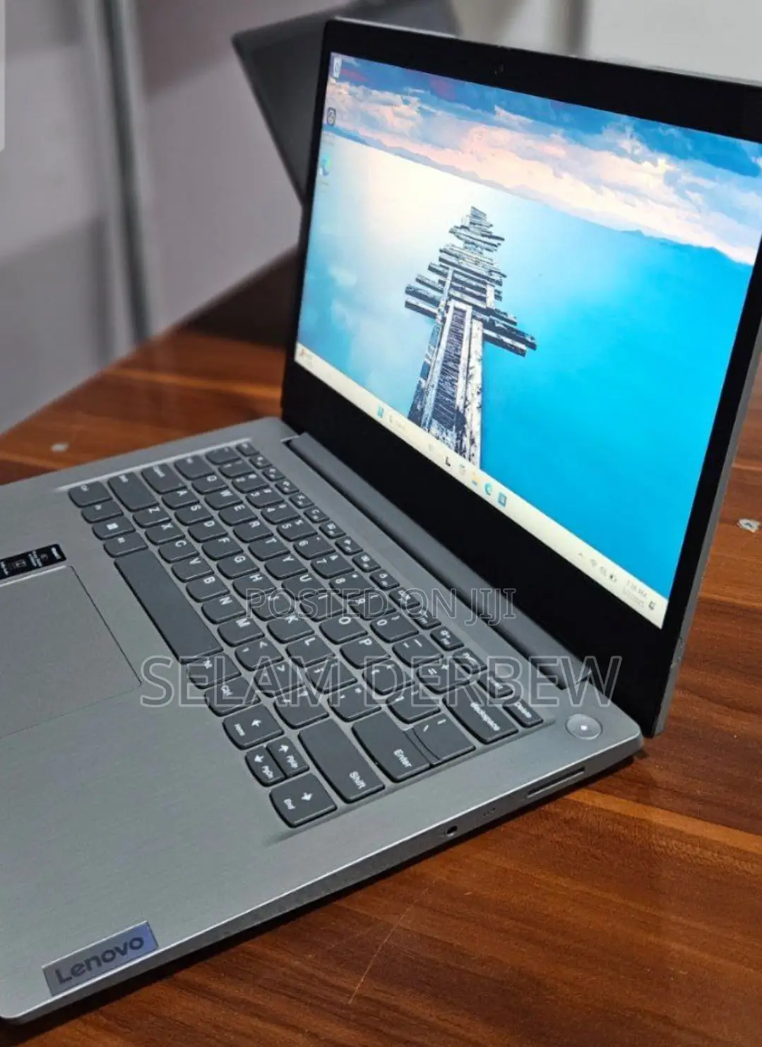 New Laptop Lenovo Ideapad 3 8GB Intel Core I3 SSD 256GB