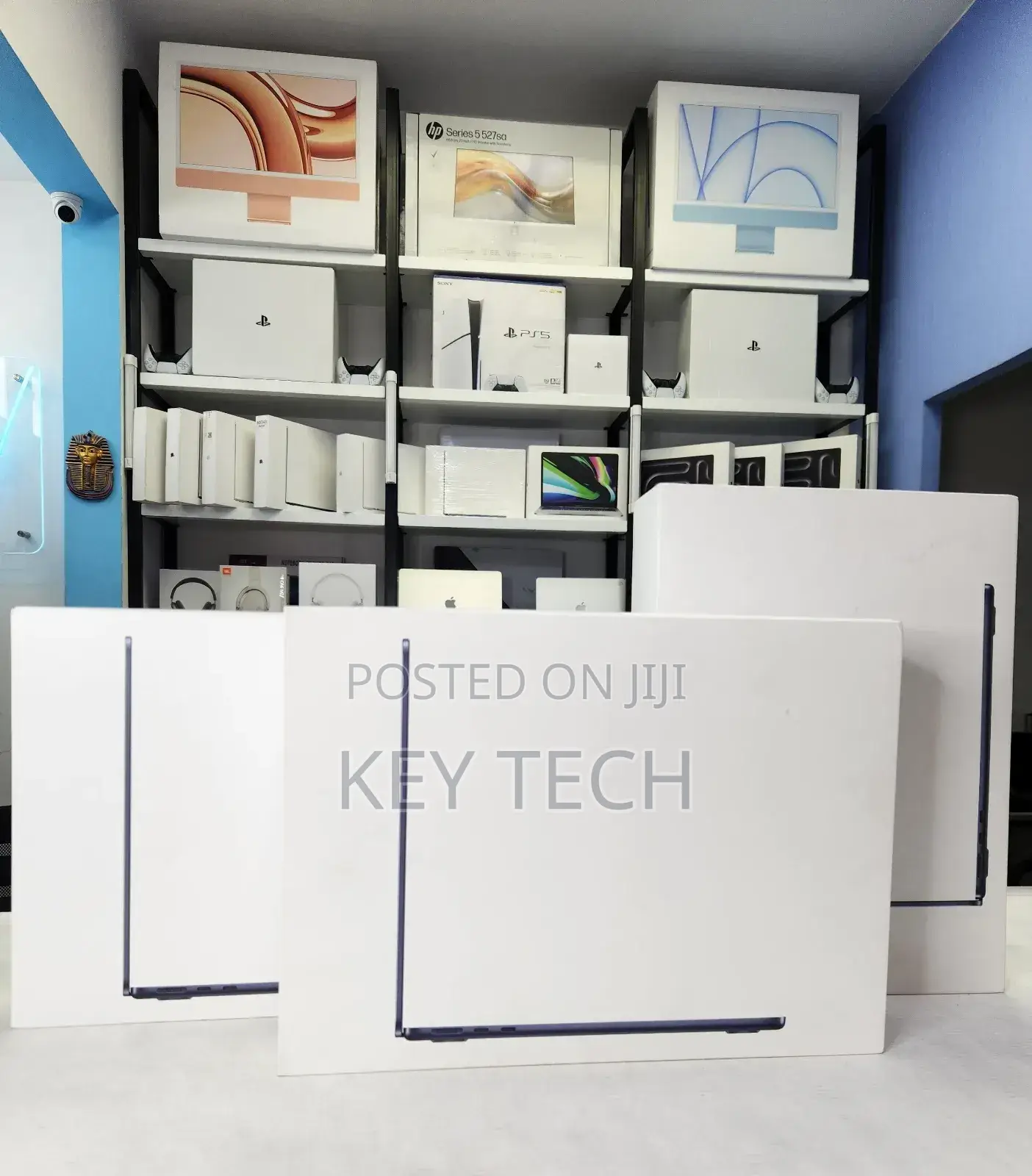 New Laptop Apple MacBook Pro 2024 M4 14-Inch 16GB Apple M4 SSD 256GB