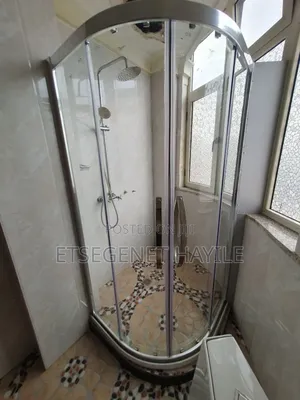 Photo - Shower Box
