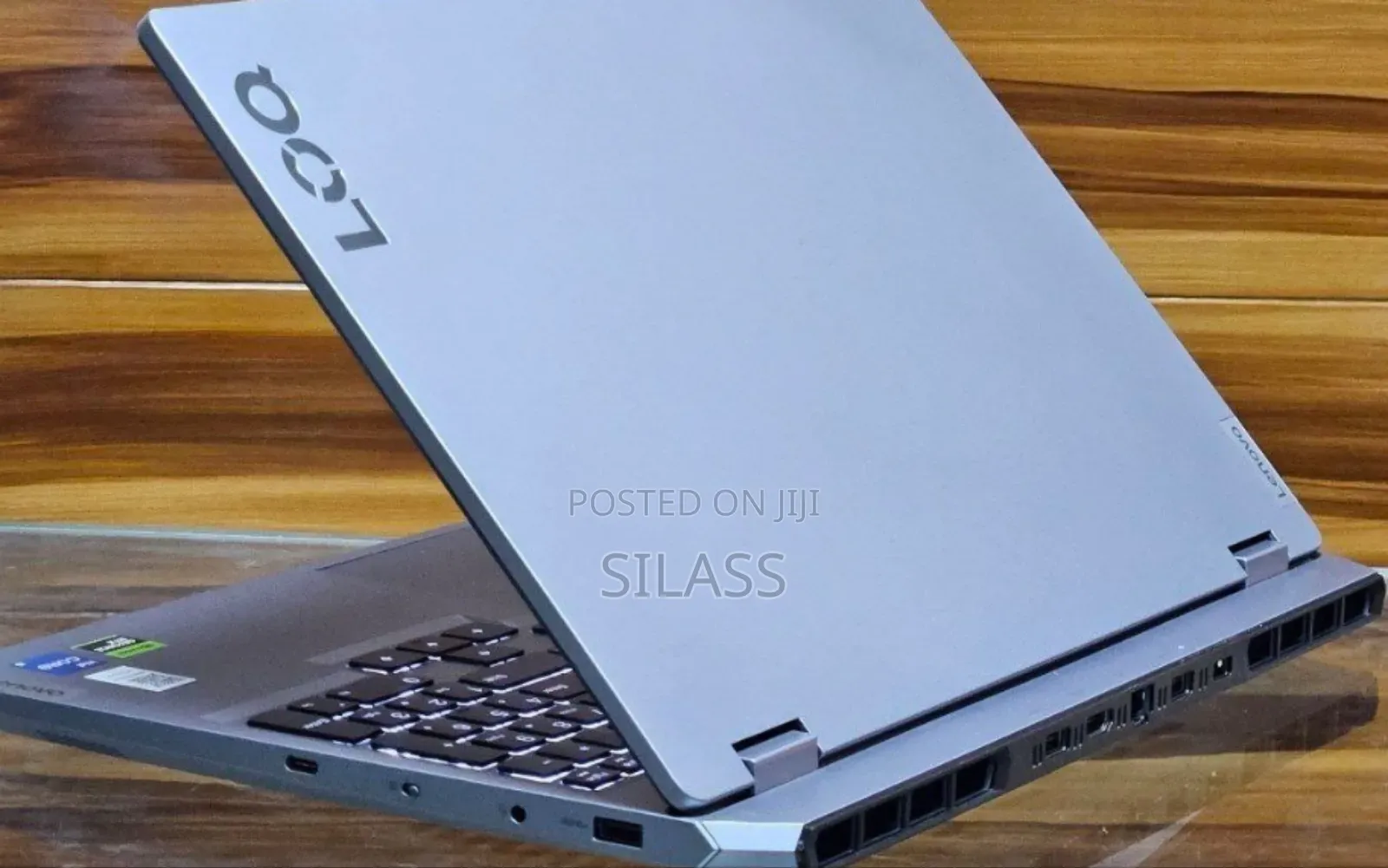 New Laptop Lenovo LOQ 15IRH8 16GB AMD Ryzen 7 SSD 512GB