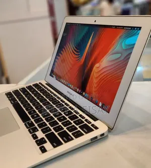 New Laptop Apple MacBook Air 2015 4GB Intel Core I5 SSD 128GB