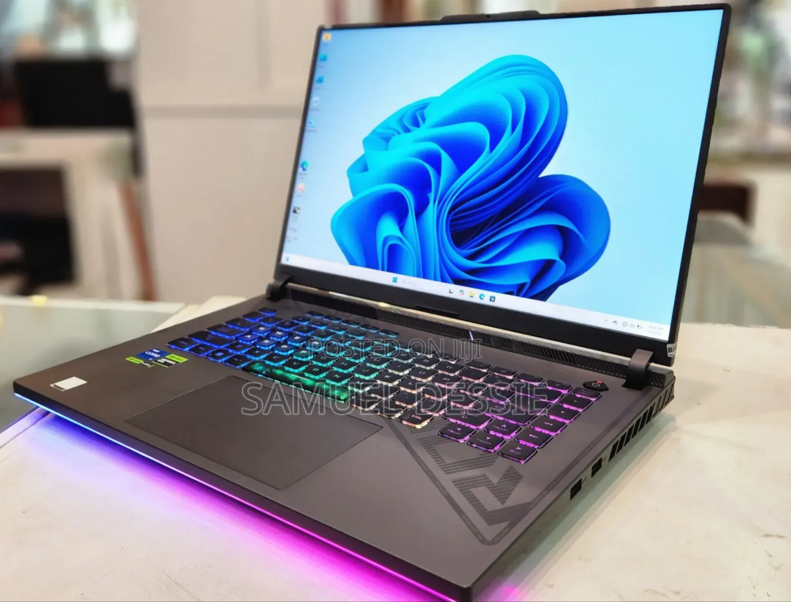 New Laptop Asus ROG Strix G16 G614 16GB AMD Ryzen 9 SSD 512GB