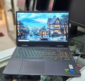 New Laptop Lenovo LOQ 15IRH8 16GB Intel Core I5 SSD 512GB