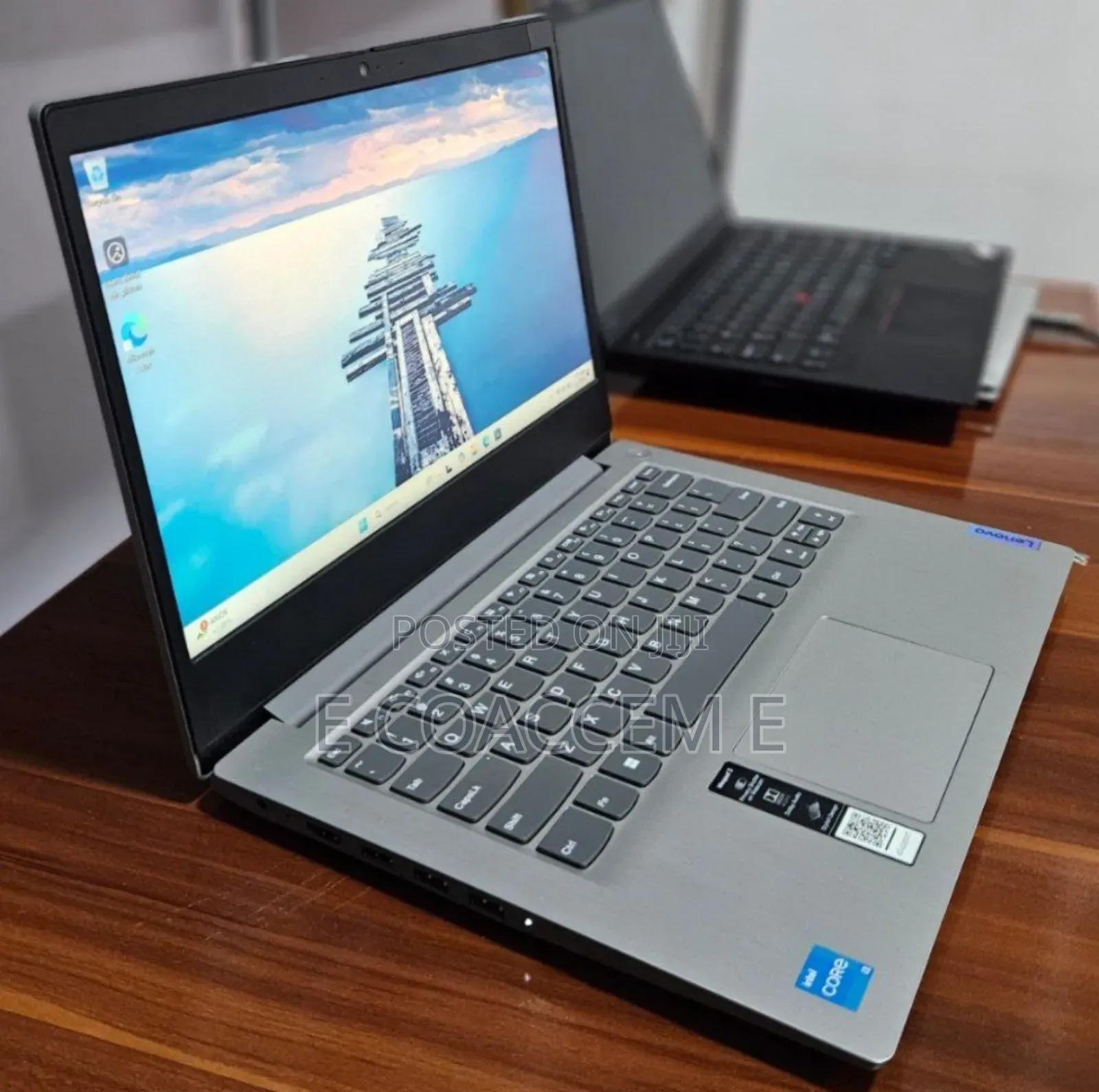 New Laptop HP 8GB Intel Core I3 SSD 256GB