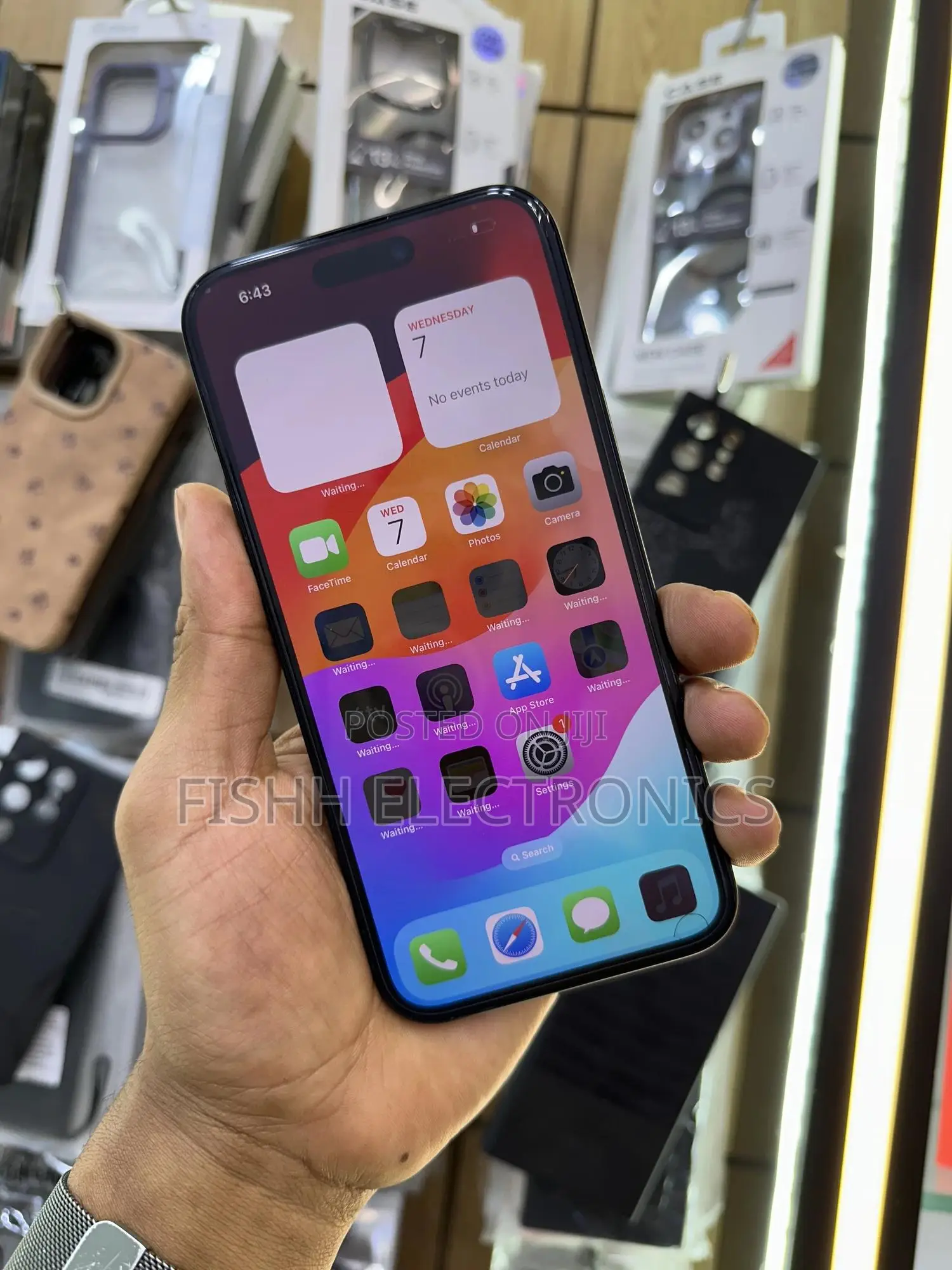 New Apple iPhone 15 Plus 128 GB Black