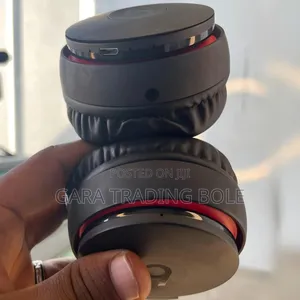 New Sealed Beatb Headphone Solo Pro