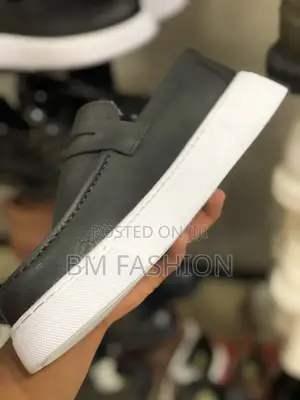 Chekich Loafers Black Leather