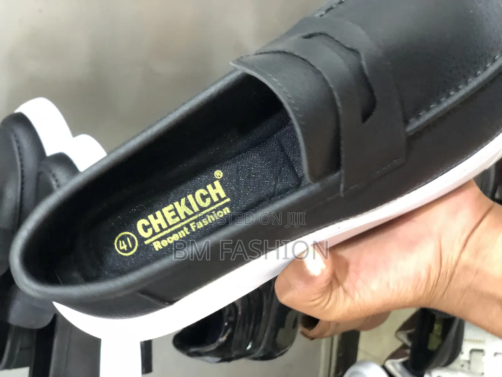 Chekich Loafers Black Leather