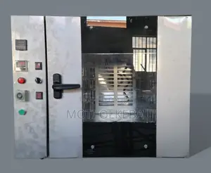 4 Tray Convention Oven 4ፓትራ ኮንቬክሽን ኦቨን የዳቦ መጋገሪያ ማሽን