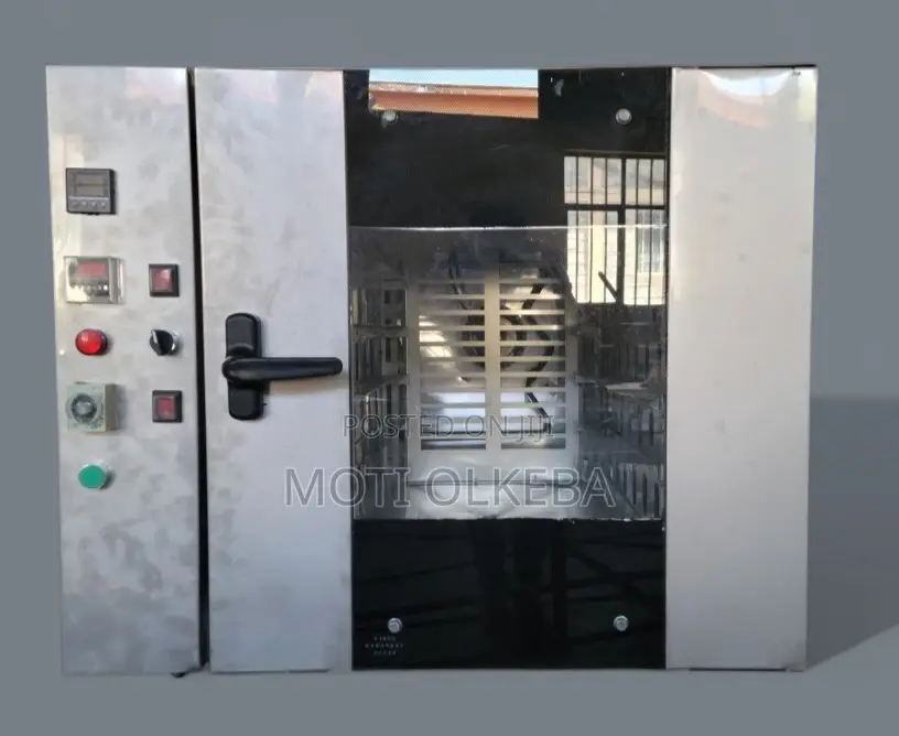 4 Tray Convention Oven 4ፓትራ ኮንቬክሽን ኦቨን የዳቦ መጋገሪያ ማሽን