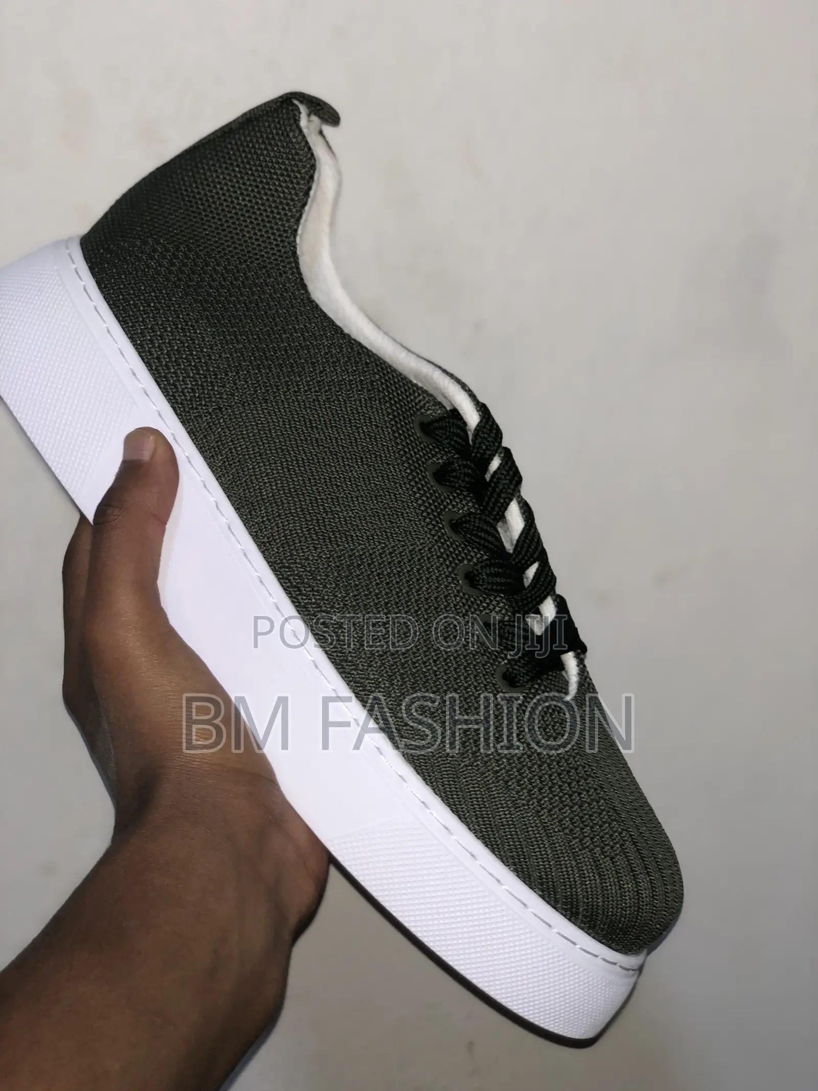 Chekich Green Sneaker for Men’S