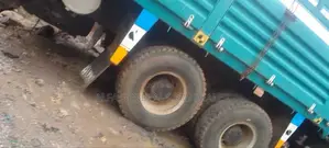 • Genlyon ካሶኒ
•2014
•73 ሽ ታርጋ
•ሞተር ከላይና ከታች አድሷል