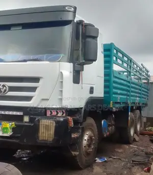 • Genlyon ካሶኒ
•2014
•73 ሽ ታርጋ
•ሞተር ከላይና ከታች አድሷል