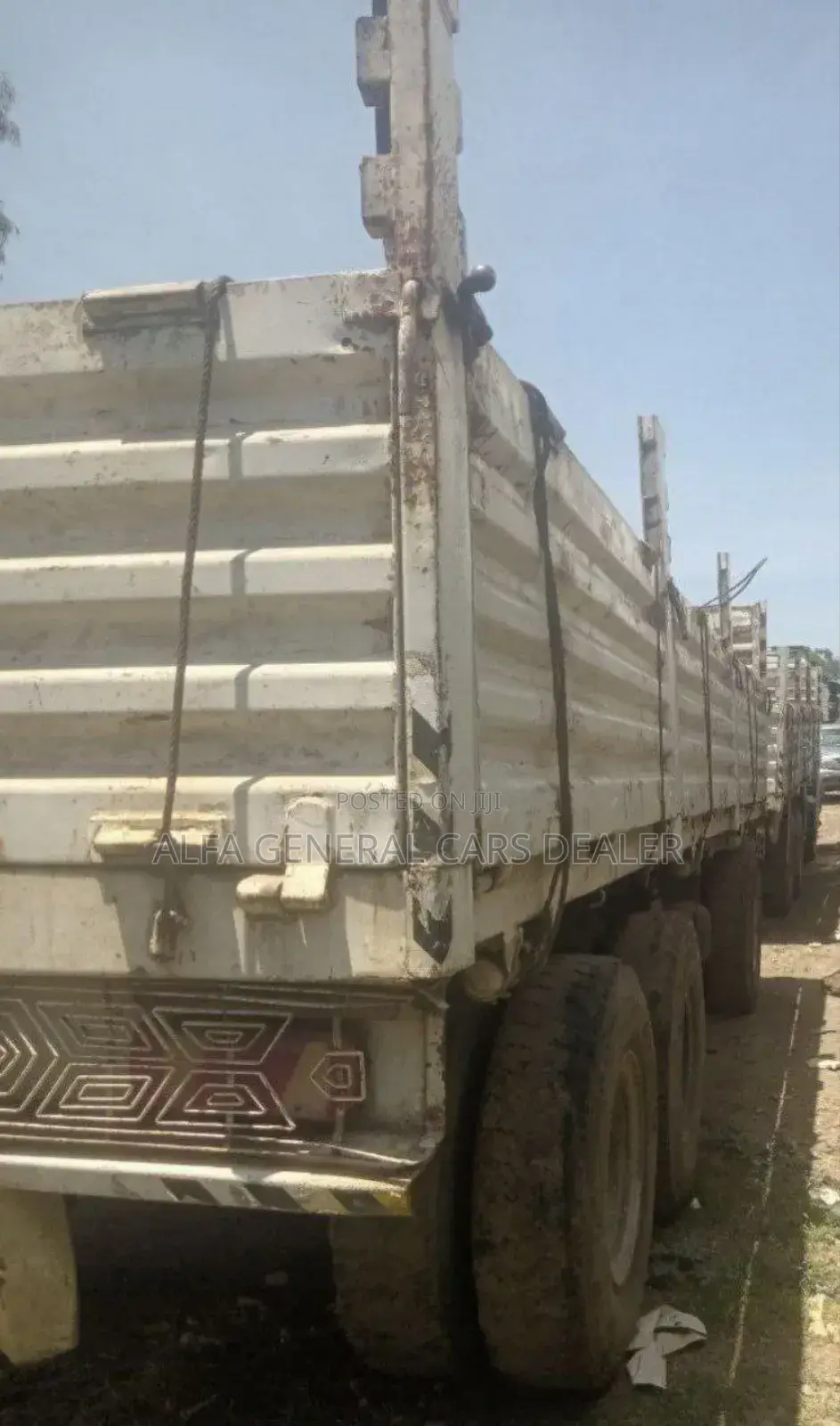 • Iveco ባላቶኒ ከነተሳቢው
•2017
•89 ሽ ታርጋ
•2010 ተሳቢ
•15 ሽ ታርጋ