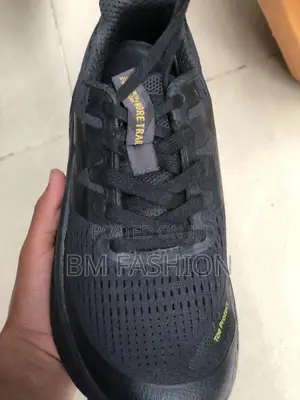 New Balance Fresh Foam Black V3 Running Hiking Shoes