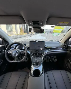 New BYD E2 43 kWh 94 hp FWD 2025 Gray