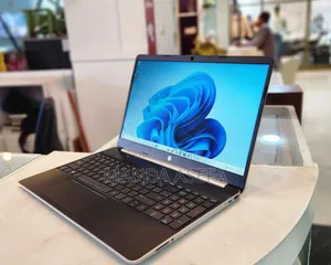New Laptop HP Stream Notebook 8GB Intel Core I7 SSD 512GB