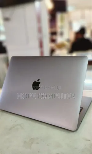 New Laptop Apple MacBook Pro M1 16GB Apple M1 SSD 2T