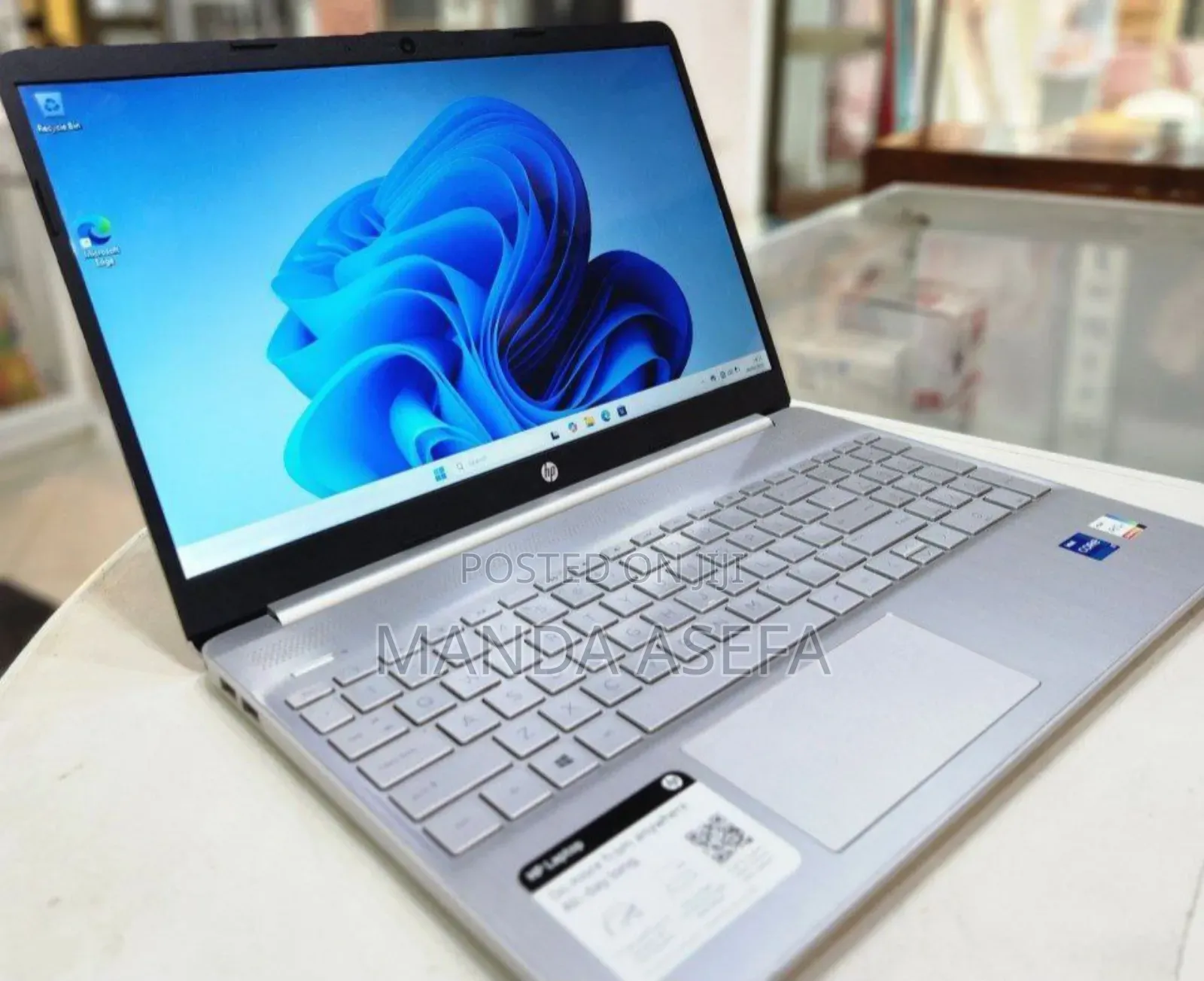 New Laptop HP Stream Notebook 8GB Intel Core I7 SSD 512GB