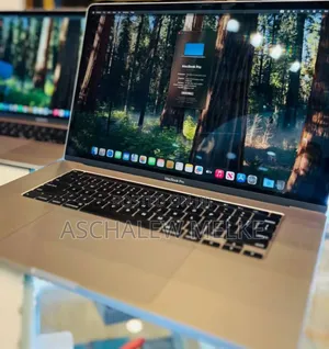 New Laptop Apple MacBook Pro 2018 32GB Intel Core I9 SSD 32GB