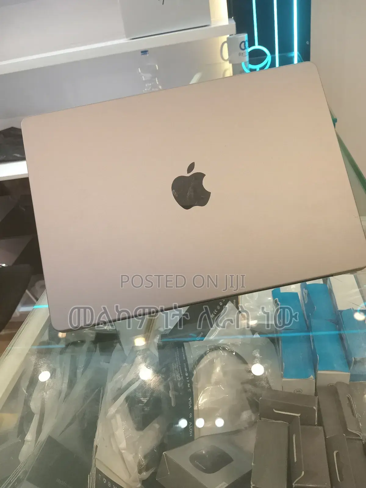 New Laptop Apple MacBook Pro 2021 M1 16GB Apple M1 Pro SSD 512GB