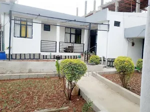 Furnished 3bdrm House in Kara, Bole for sale