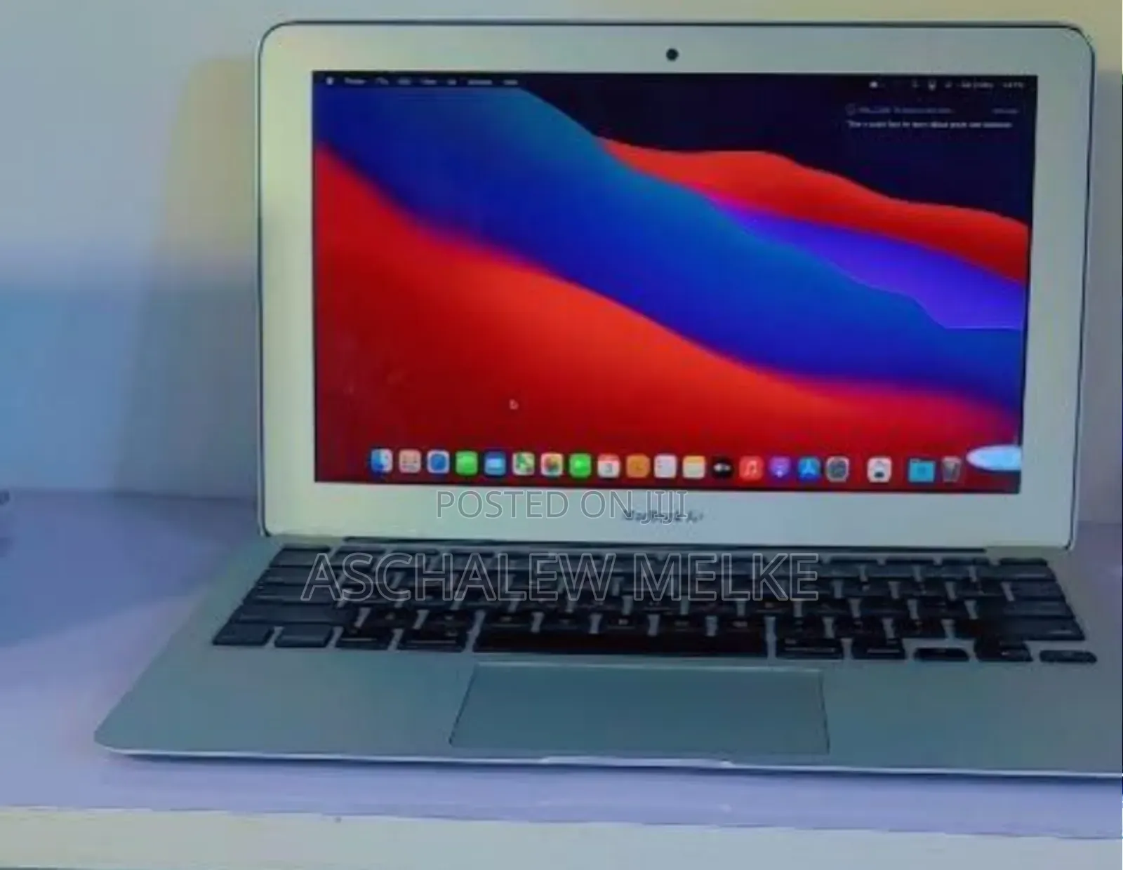 New Laptop Apple MacBook Air 2013 4GB Intel Core I5 SSD 256GB