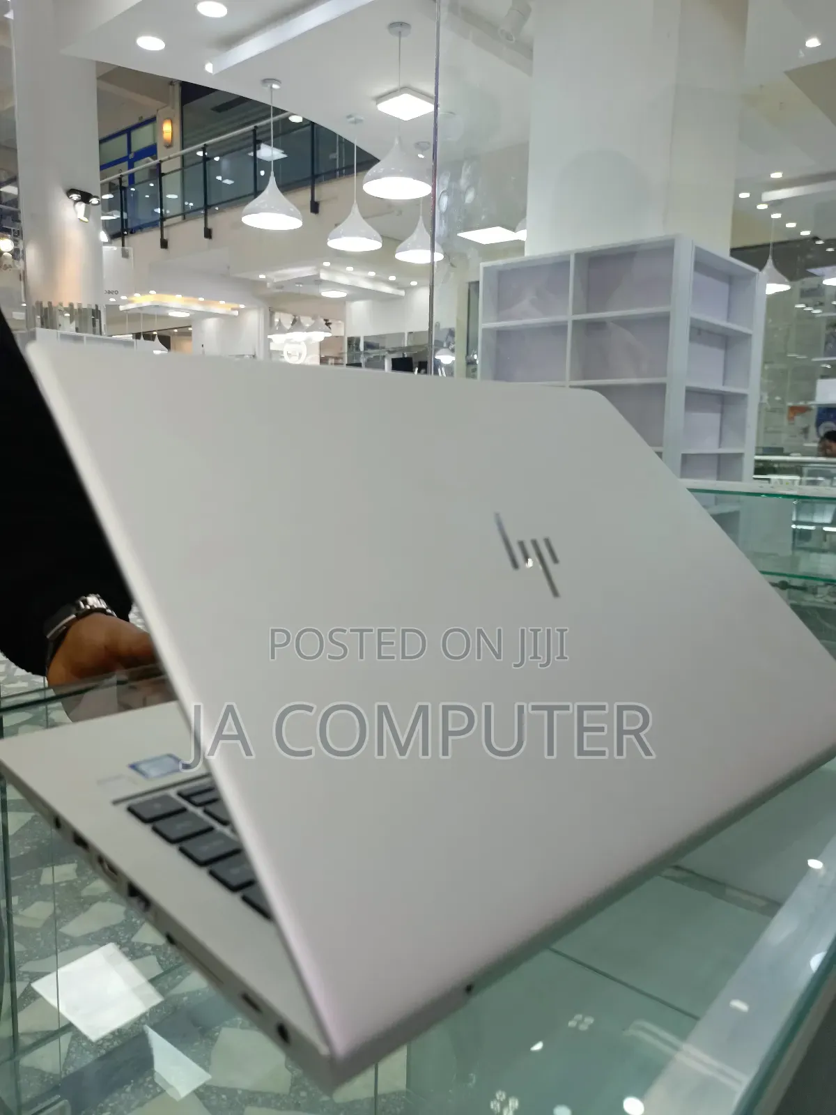 New Laptop HP EliteBook 840 G5 16GB Intel Core I5 SSD 512GB