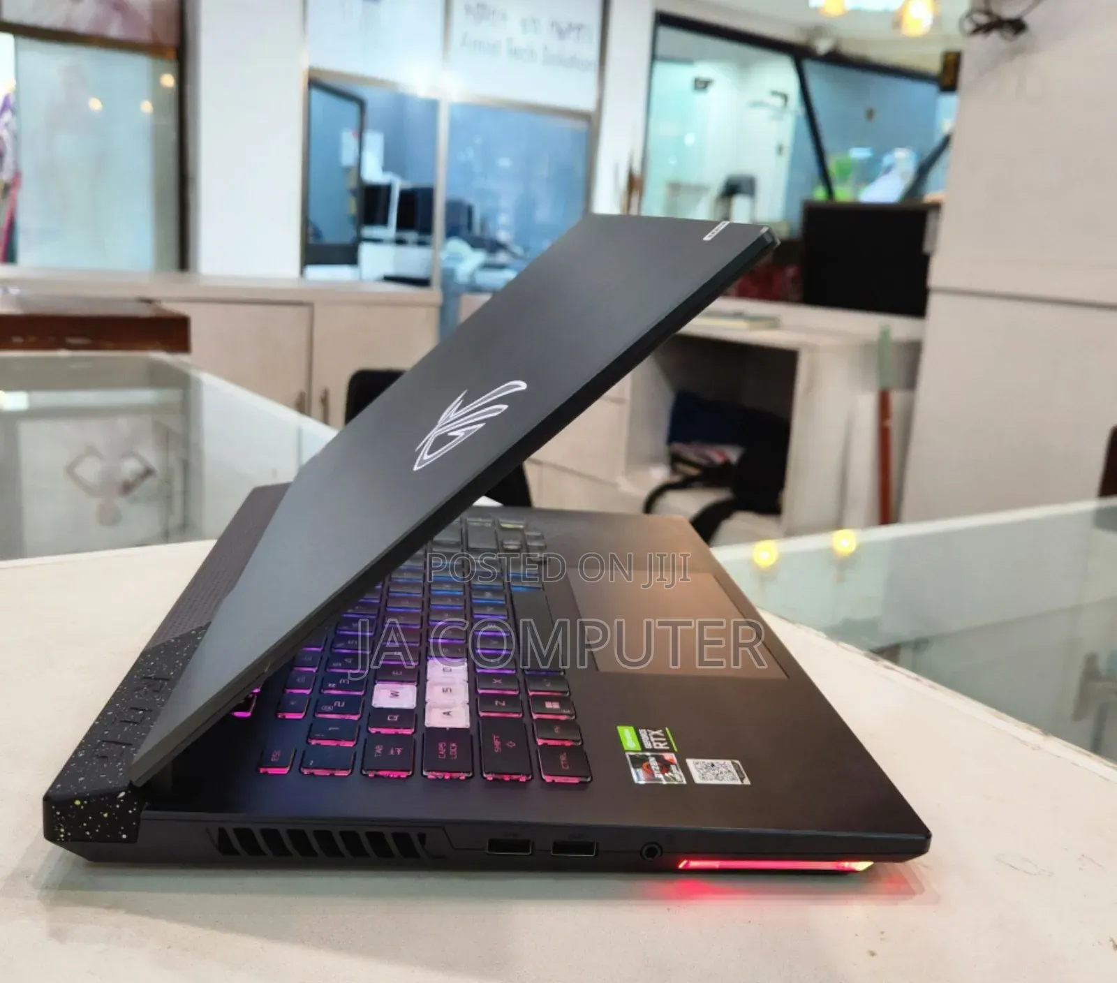 New Laptop Asus ROG Strix G15 16GB AMD Ryzen 9 SSD 1T
